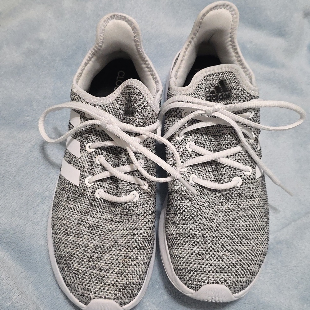 Women's Cloudfoam Pure Sneaker Size 8 - Picture 2 of 12